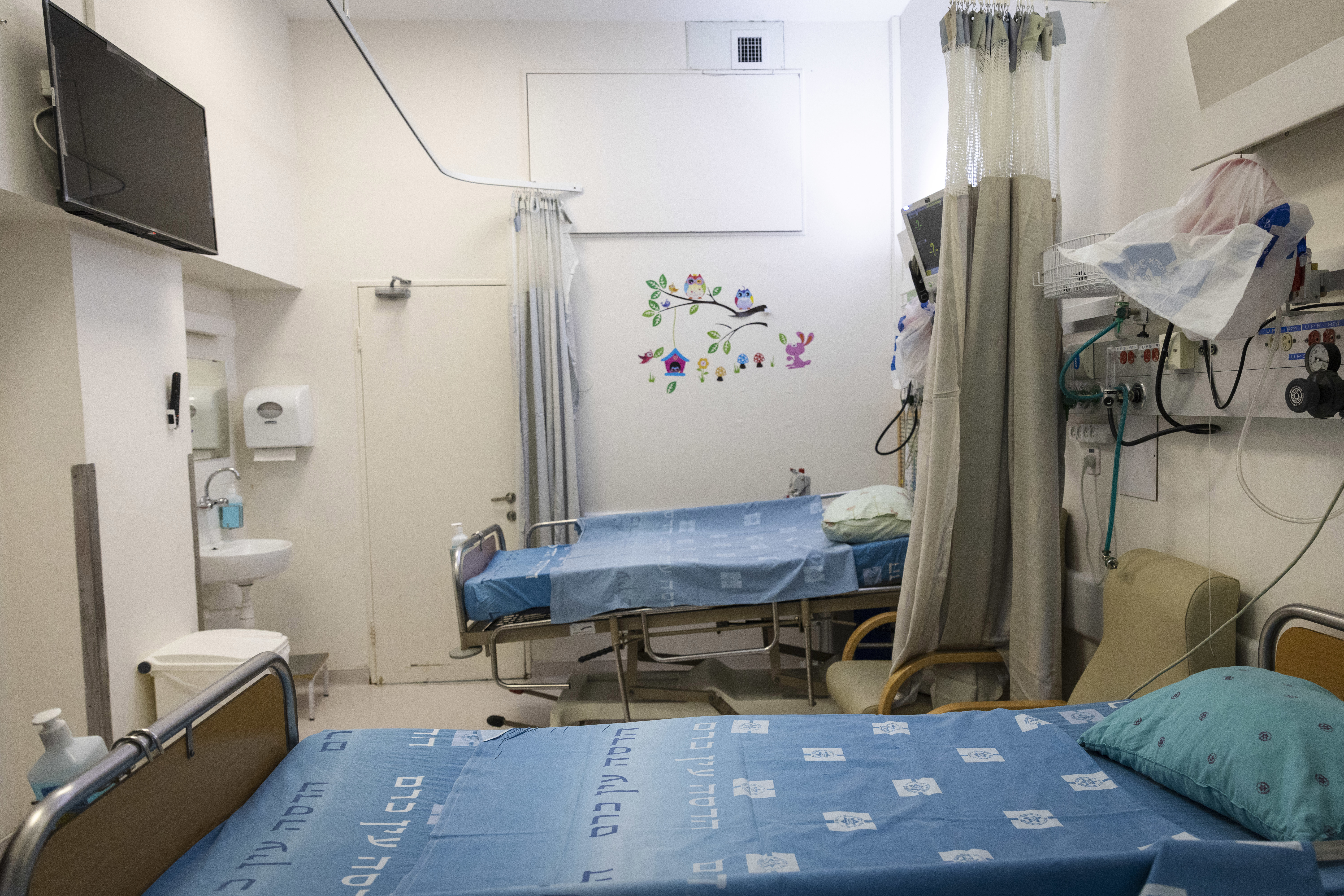 בית חולים, מיטות ריקות