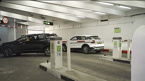 זמן יקר: כמעט חצי שנה מאז התחלנו לשלם בחניון לפי דקה. כמה זה עולה לנו?