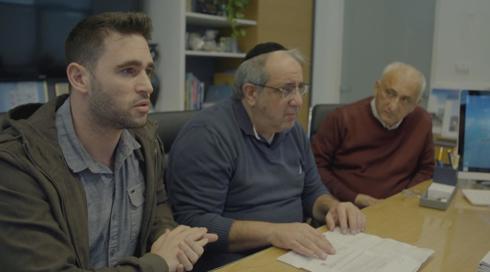 האזרח גואטה | מחוץ לרצף