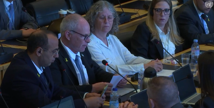 אביבה וקית' סיגל מעידים בוועדת האו"ם