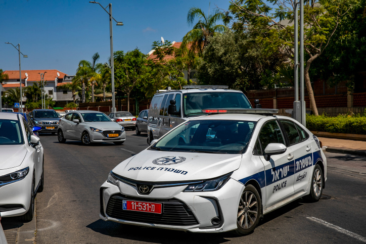 ניידת משטרה