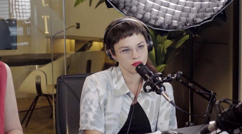 9 3.00 00 21 15.Still001