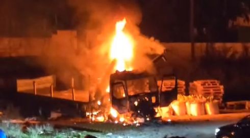 "הם שרפו הכל": תושבי פונדוק מתארים את ליל המהומות שיצאו משליטה