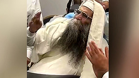 נדקר בבית הכנסת: הרב עמוס גואטה נרצח, מניין הנרצחים עלה ל-3 תוך שעה