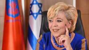 מרים פיירברג 