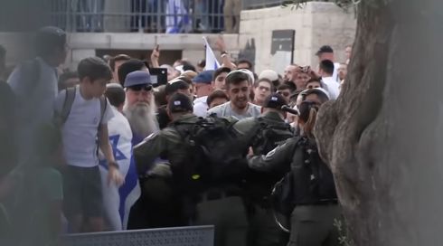 אלימות במצעד הדגלים בירושלים