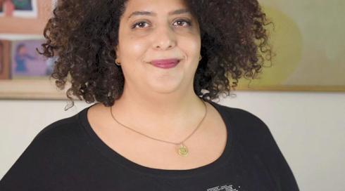 כאן שיר | אני עומדת במעגל ומביטה סביבי