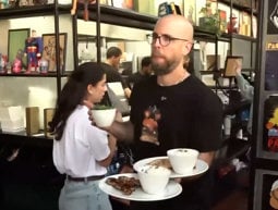 טעות שעולה 3,500 ש"ח זה לא נורא? בעל המסעדה שמראה לישראלים מה זה אומר לנהל עסק.כאן חדשות טעות שעולה 3,500 ש"ח זה לא נורא? בעל המסעדה שמראה לישראלים מה זה אומר לנהל עסק