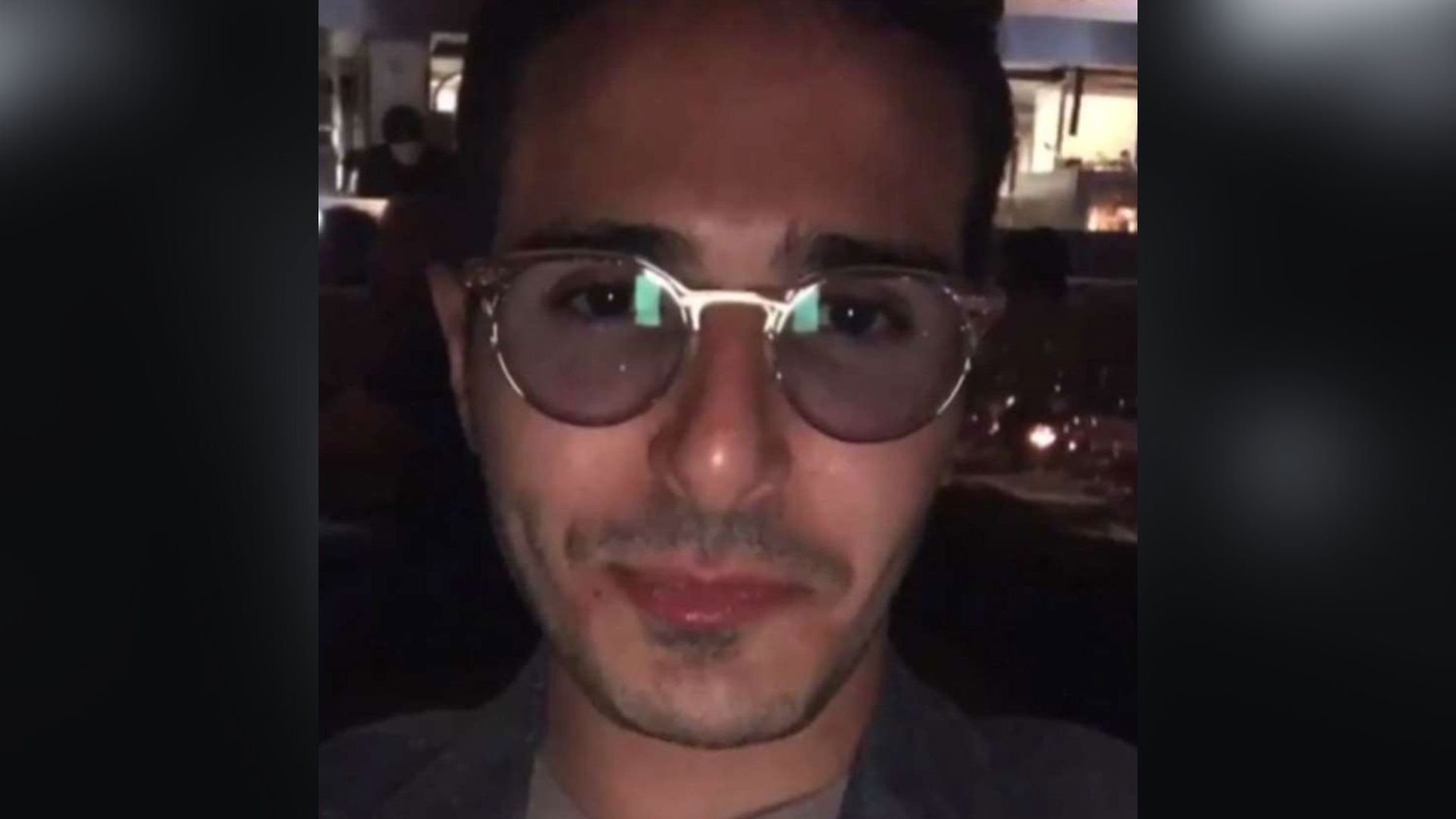 נוכל הטינדר, ארכיון