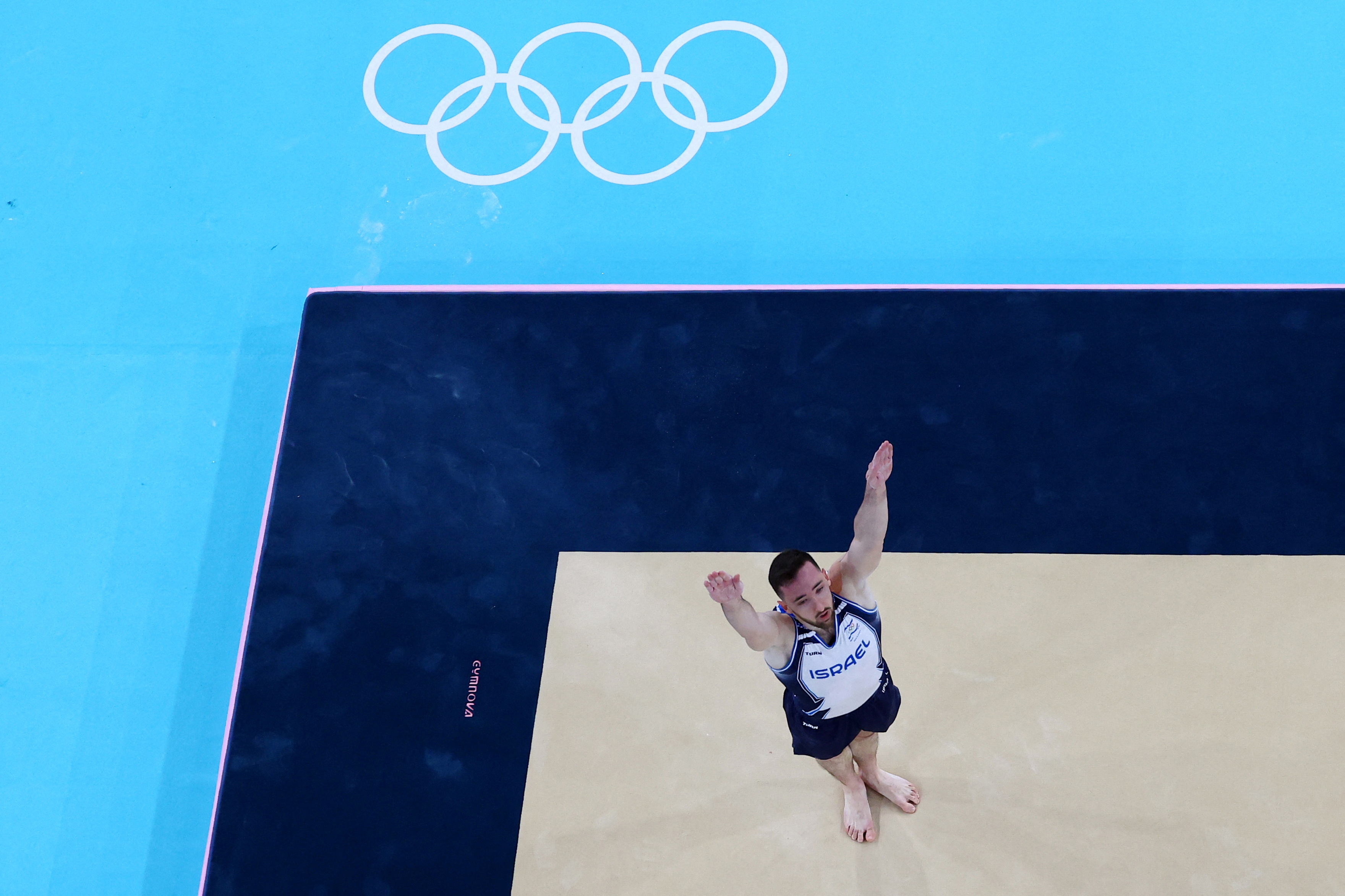 ארטיום דולגופיאט במקודמות ההתעמלות