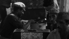 החיים כסדרם - גשר אלנבי