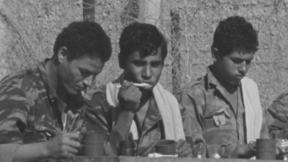 שגרת היומיום של השבויים המצרים