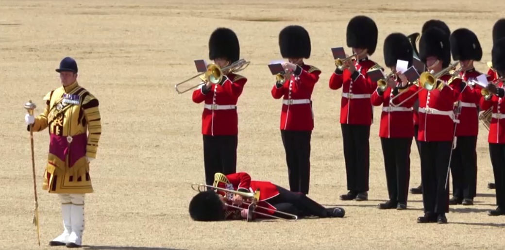 חיילים מהמשמר המלכותי
