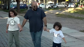 "המוכר סירב למכור לי": המשפחות שירדו מהארץ – ומתמודדות עם אנטישמיות