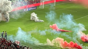 אבוקות באצטדיון בלומפילד