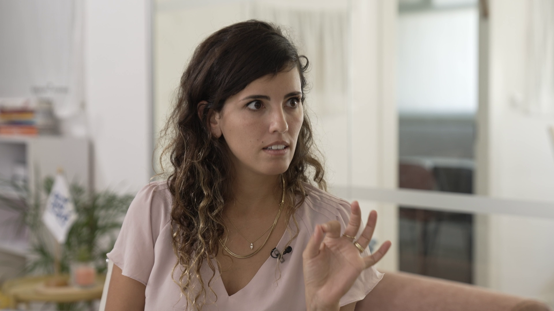 איך מסבירים לעולם?