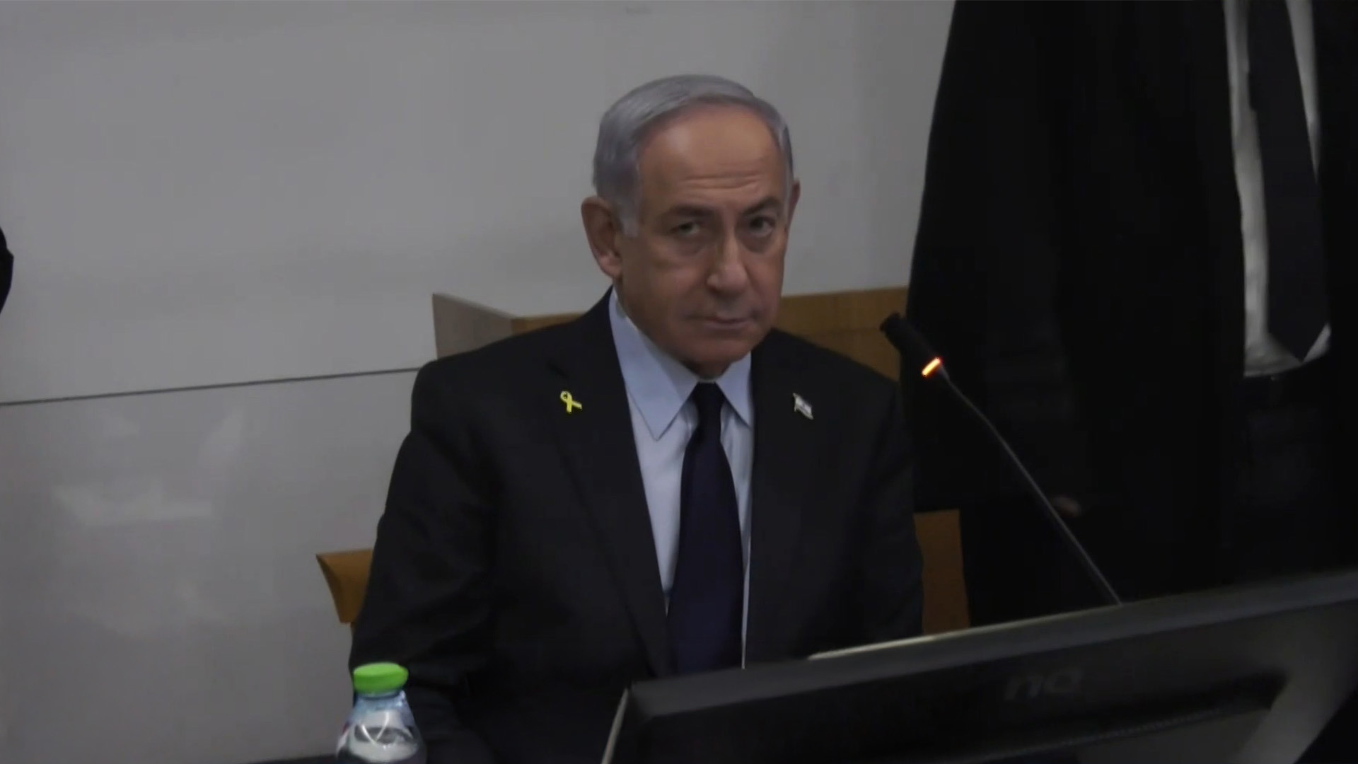 נתניהו ביקש לעמוד דקת דומיה לזכר משפחת ביבס - השופטת: כולנו זוכרים