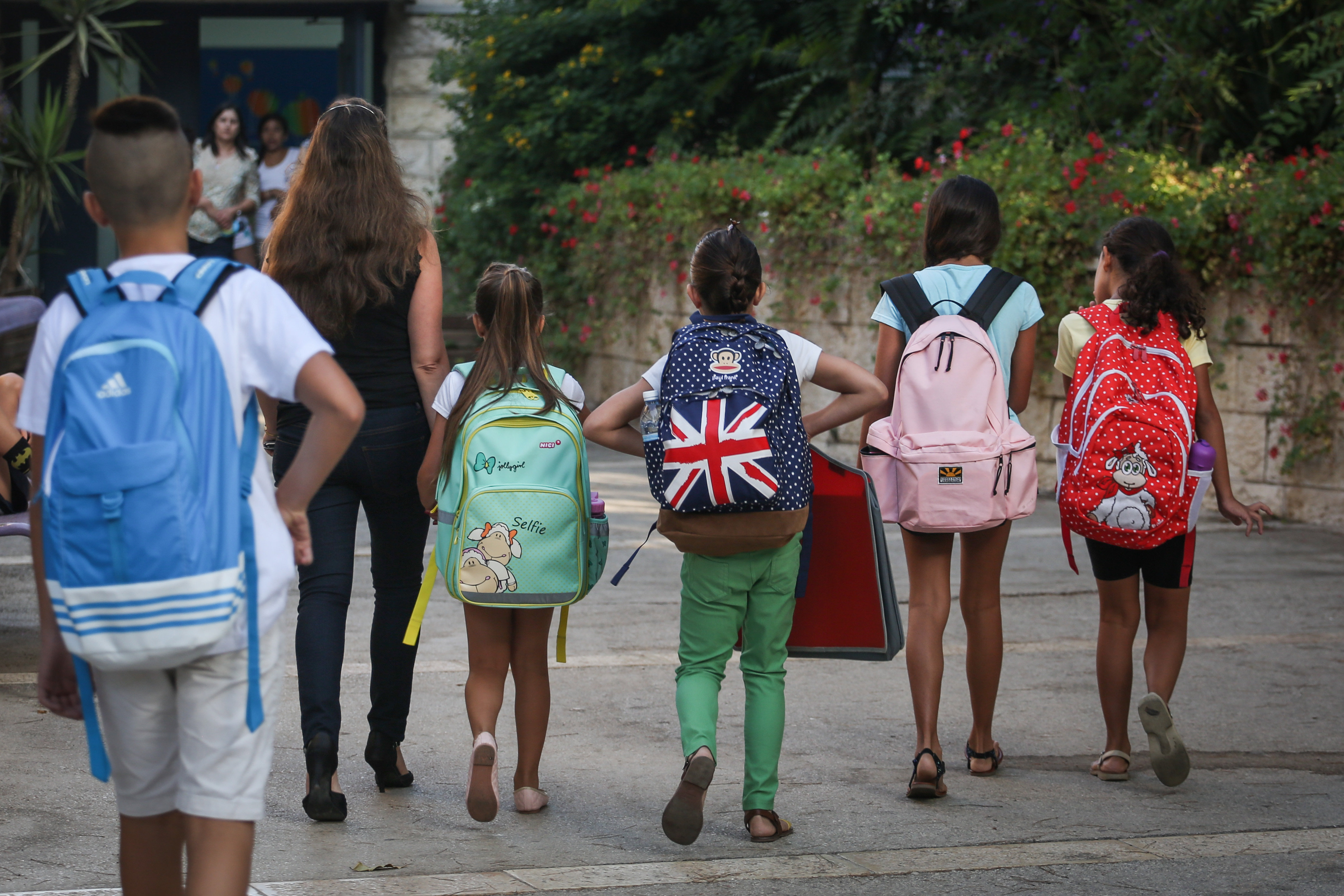 طلاب، مدارس، תלמידים