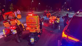 זירת התאונה ברחוב אבא אבן בראשון לציון, הערב