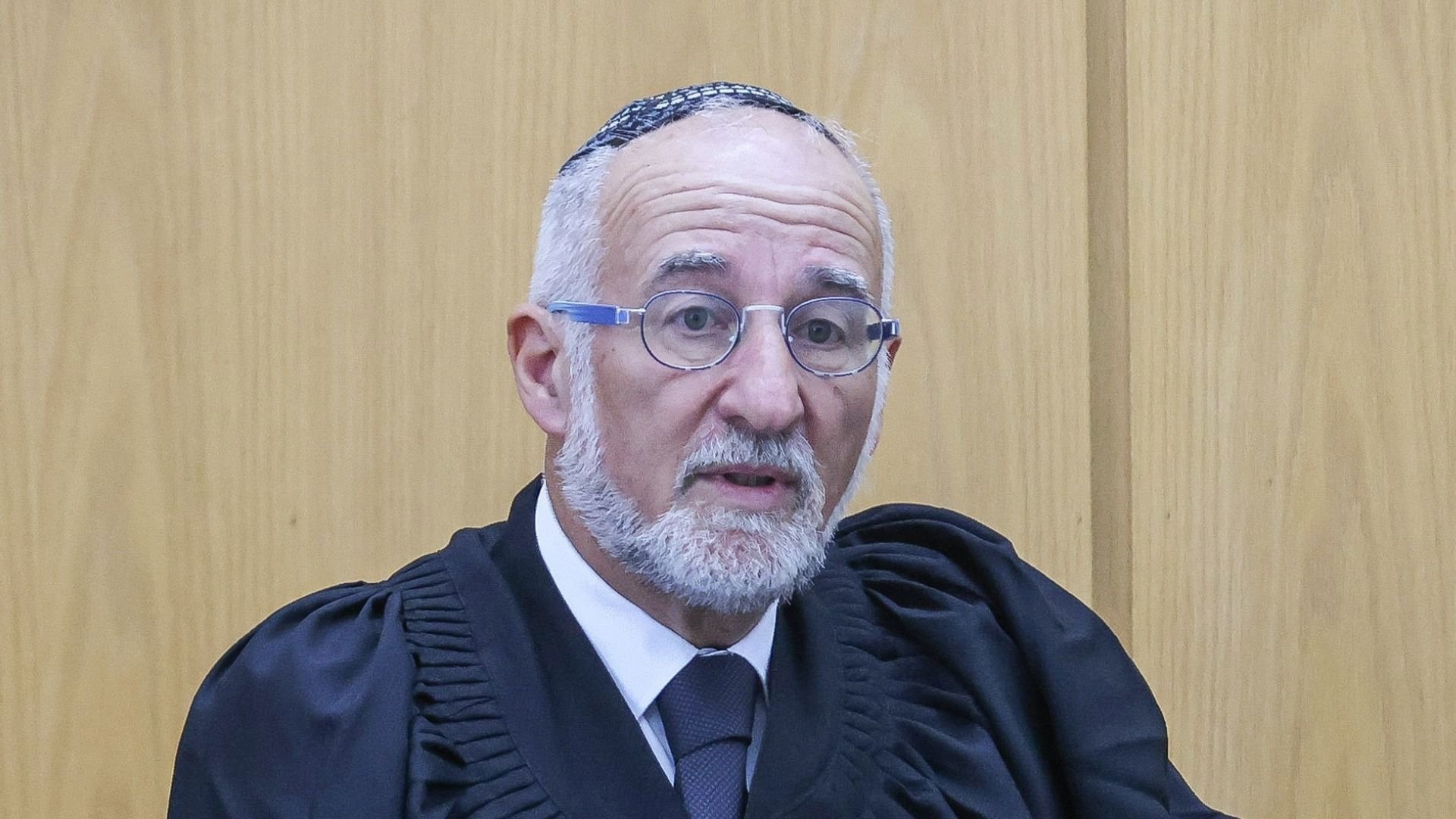 השופט בדימוס אשר קולה, ארכיון