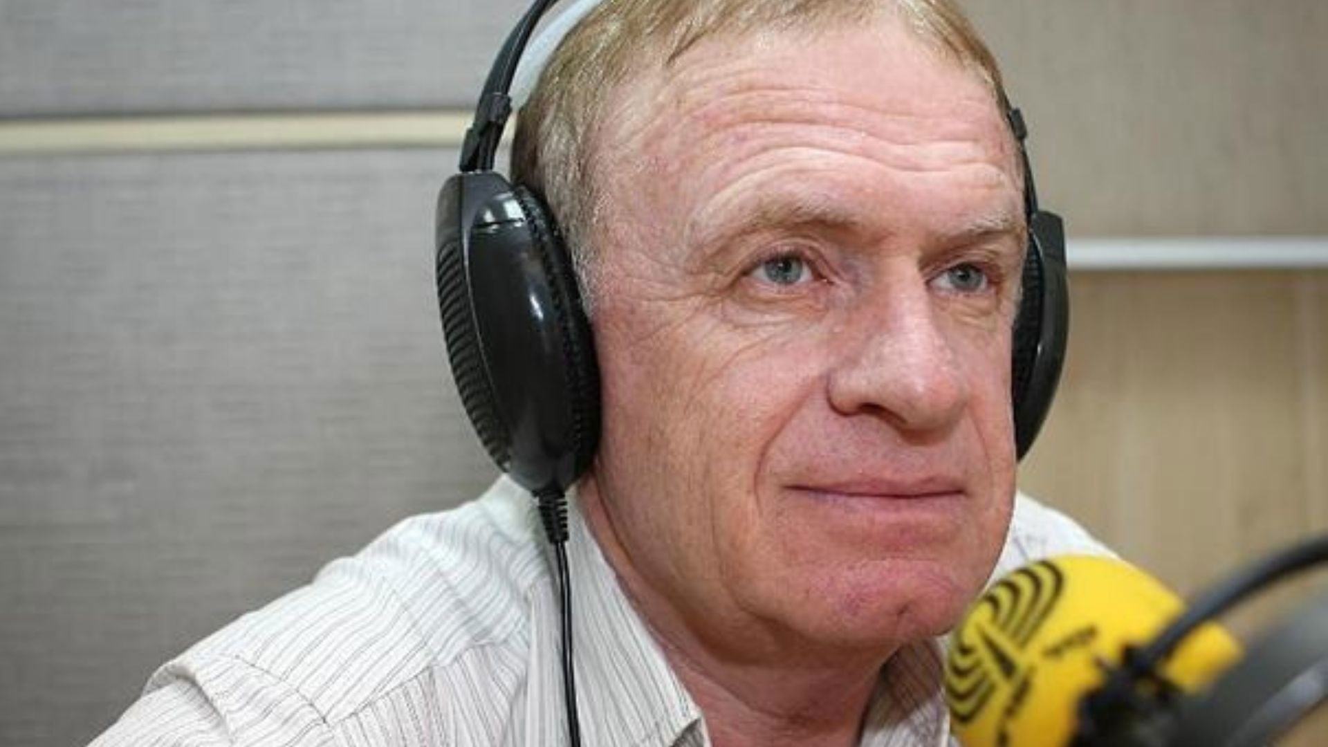 בני פייסיק, ארכיון