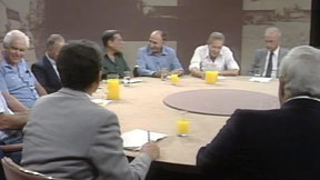 יצחק רבין עם צמרת מטכל ששת הימים בתוכנית מוקד. 1987