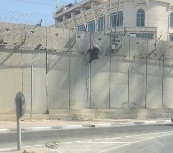 חצייה בלתי חוקית של גדר ההפרדה