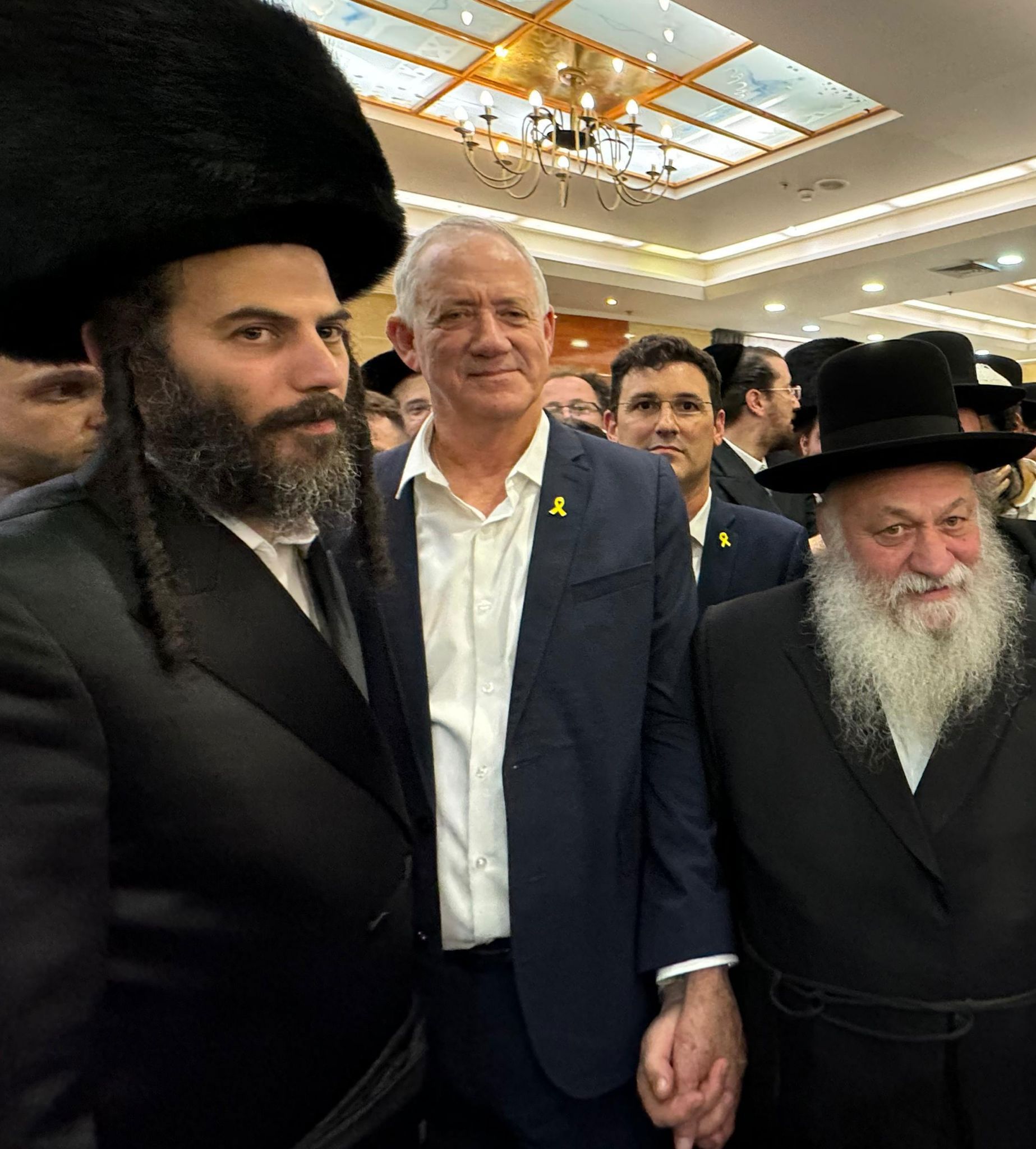 בני גנץ ומוטי בבצ'יק