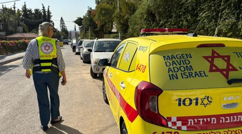 ילדה נשכחה ברכב בזכרון יעקב, אמבולנס מד"א.תיעוד מבצעי מד"א ילדה נשכחה ברכב בזכרון יעקב, אמבולנס מד"א