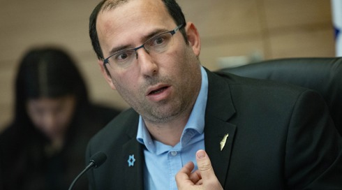 שעות לפני טיסתו – אוסטרליה ביטלה את הוויזה של ח"כ רוטמן: "כניעה לטרור"