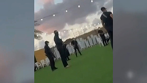 חתונה שכזאת: רעולי פנים נכנסו עם נשקים לאירוע בשפרעם – החתן נעצר