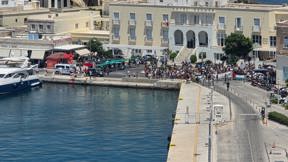 הפגנות פלסטינים באי סירוס ביוון