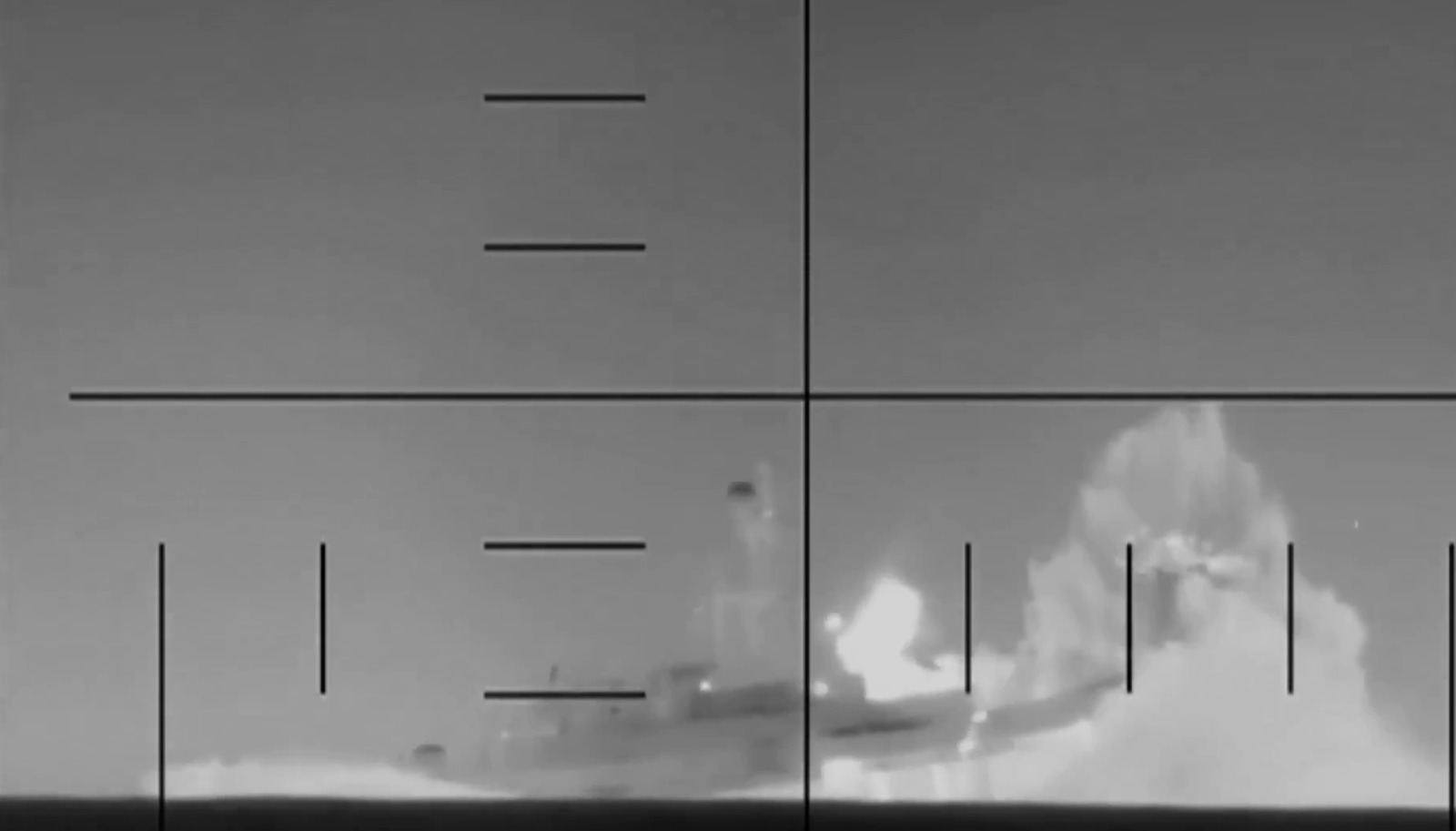 הטבעת הספינה האיראנית סמוך לסרי לנקה