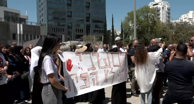 الخامسة في مكان مع يوسف شدَّاد | 17.04.24