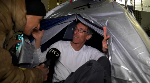 בגשם ובקור הירושלמי: ההפגנות להשבת החטופים ולמהפכה המשפטית