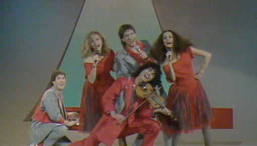 עוזי חיטמן ולהקת "כמו צועני" בקדם האירוויזיון. 28.3.1985