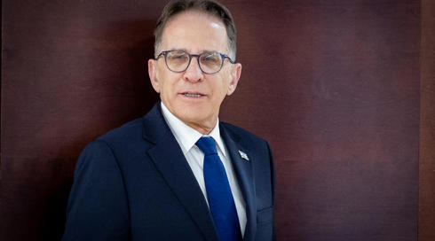 ברוורמן יוכל לצאת מהארץ, אך נאסר עליו ליצור קשר עם מקורבי נתניהו