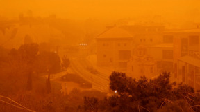 סופת החול האדום בדרך לישראל