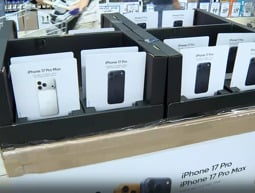 "באתי לקנות ביצים ויצאתי עם אייפון": האם כדאי לקנות את המכשיר החדש באושר עד?