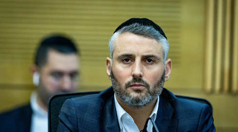 פרשת השר חיים ביטון: דמות מפתח נחקרה במשרדי להב 433