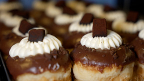 ״שמונה ימים שמנו נתן״: איך הפך חנוכה לחג המאכלים המטוגנים?