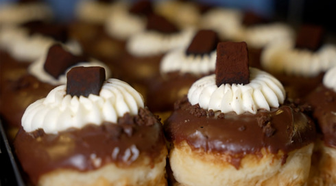 ״שמונה ימים שמנו נתן״: איך הפך חנוכה לחג המאכלים המטוגנים?