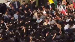 איראן בוערת מבפנים: יום שלישי למחאות הסטודנטים בצל האיום האמריקני