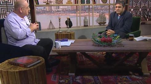 בין השמשות | עונה 3, פרק 23 - ג'קי לוי