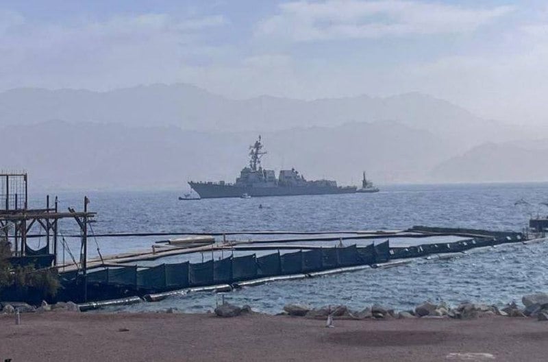 המשחתת האמריקנית USS Delbert D. Black בנמל אילת