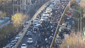 איראנים מפגינים בבירה טהראן, דצמבר 2025