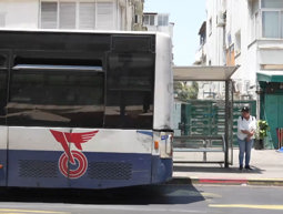 אוטובוס או רכב פרטי: מה האופציה הזולה יותר? החישוב - והתשובה המפתיעה