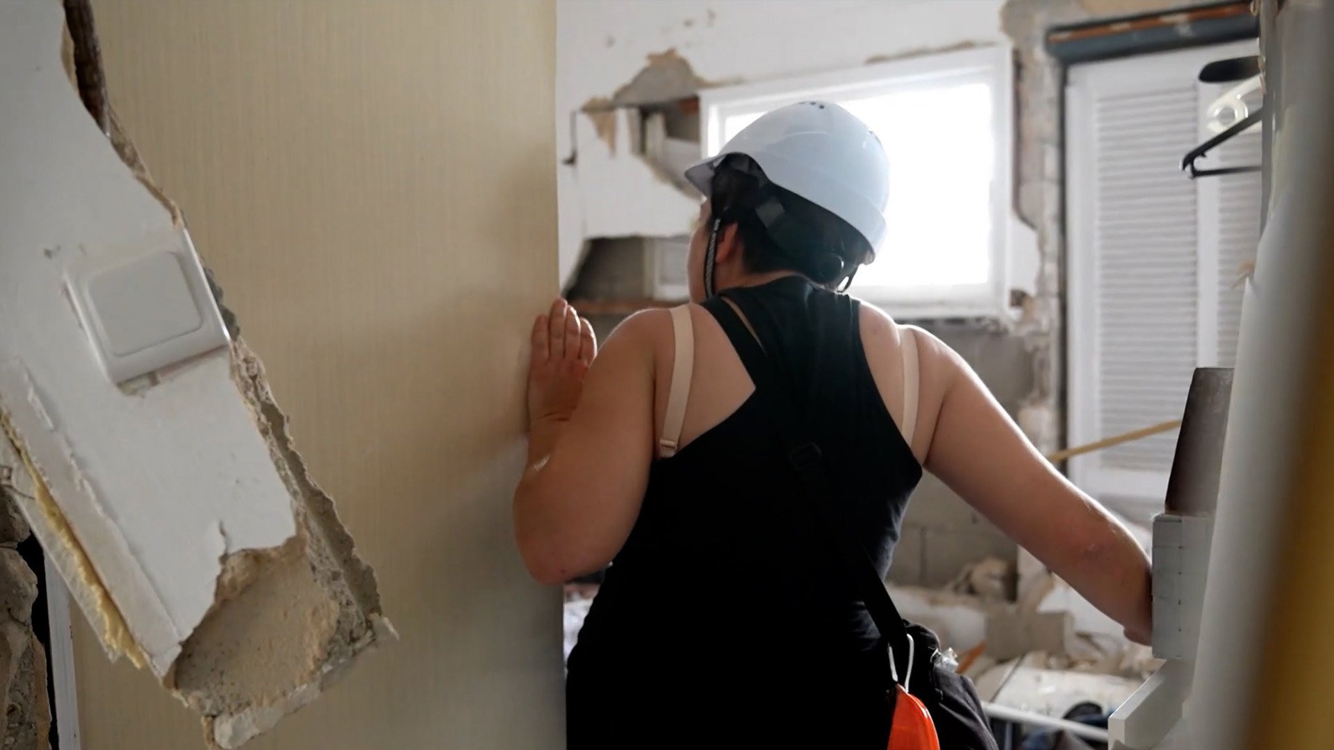 "שקל לא ראינו, זה חרטא": תושבי בת ים שבתיהם נהרסו נלחמים בביורוקרטיה