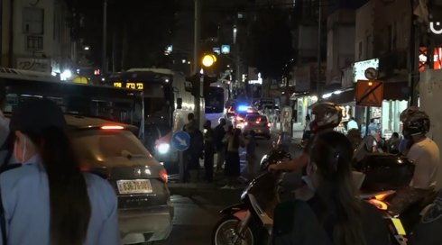 النشرة المسائية