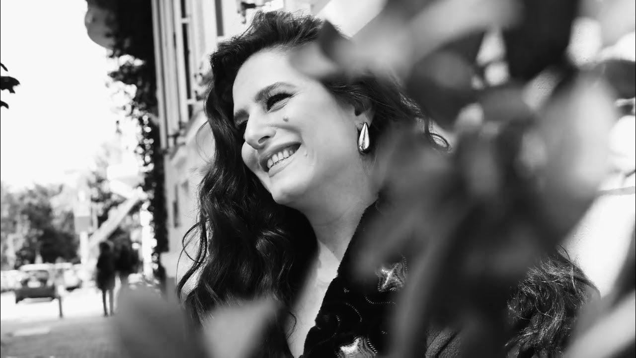 מירי מסיקה, עטיפת הסינגל "רעש זכוכיות"